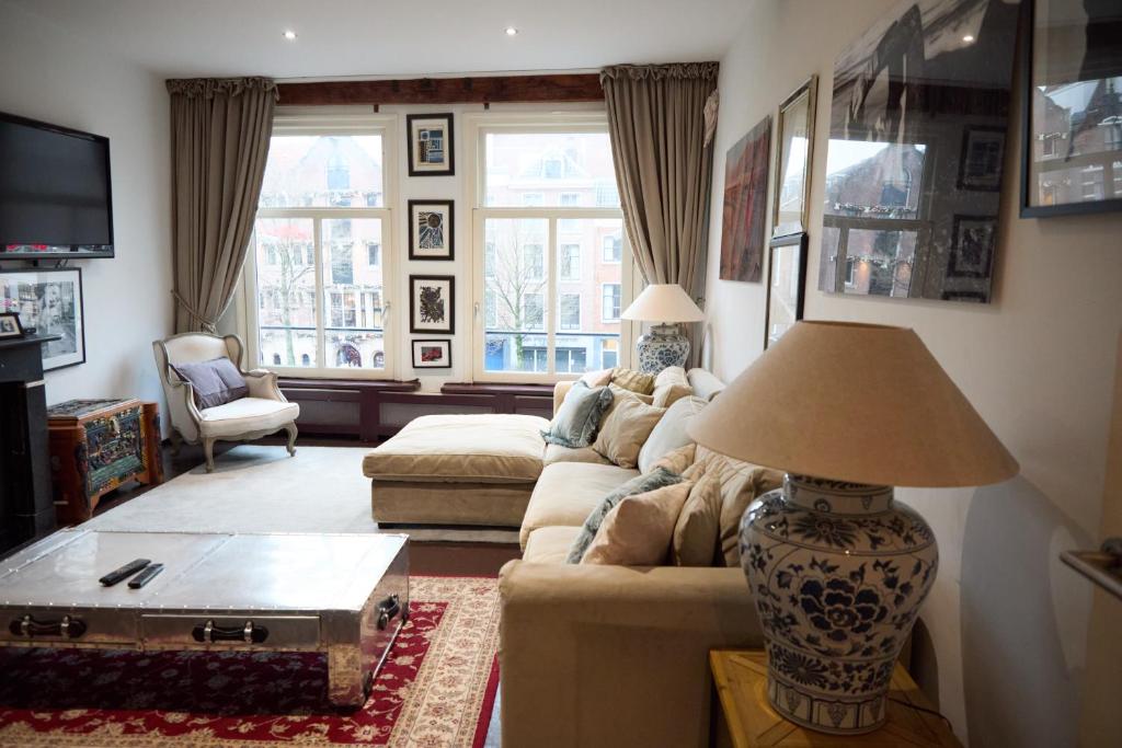 Redlight Canalview apartment